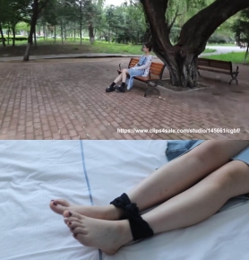 ԭGrab a girl in the park and take her home to tickle