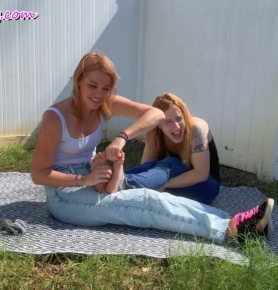 SimplyTickling C Misty Reins Sore Feet Socks to Bare Footrub Tickling with K...
